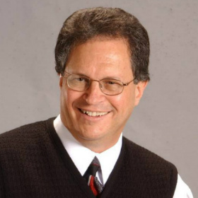 Dennis DeLucia