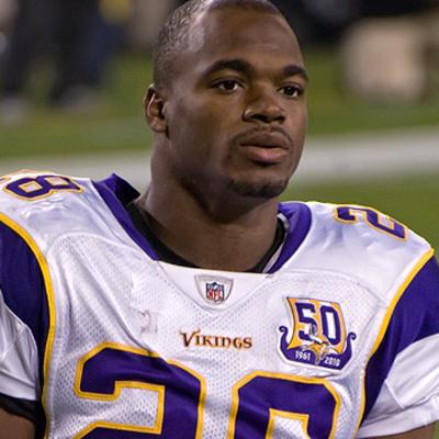 The Vikings Punch Peterson In The Stomach