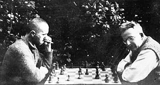 1285199673_brecht-benjamin_chess