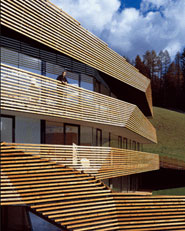 Strata Hotel