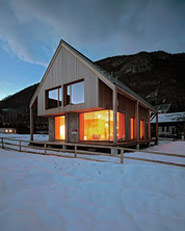 6x11 Alpine hut