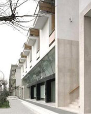 Edificio per abitazioni e spazi commerciali a Manfredonia