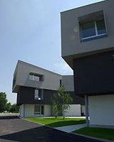 HUB12