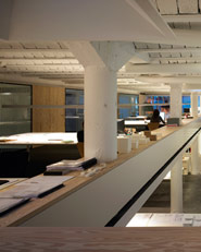 Espacio de trabajo en antigua carbonera