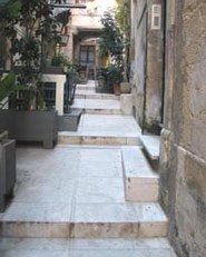 Collegamento Tra La Corte Dei Bottari E Via Ruggero Settimo Attraverso Il Ronco Dei Cassari