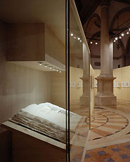Allestimento della mostra: Il Tempio Vaticano. Carlo Fontana 1694 