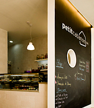 Petit Cabanon Café