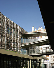 Guillaume Appolinaire Elementary School and Youth Centre