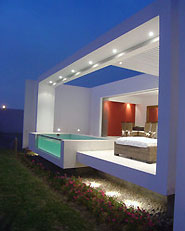Holguin House