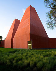 Paula Rêgo Museum