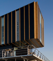 Edificio de Servicios Náutico Deportivo de Portonovo
