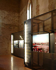 Allestimento mostra progetti "Arrivare a Venezia"