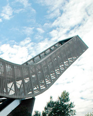 New Holmenkollen Beacon