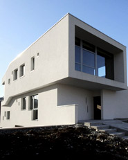 Azzali house
