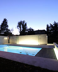 Piscina e spazio wellness ipogeo