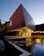 Ur.2 House