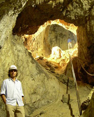 Grotta della galleria del treno di Bergeggi