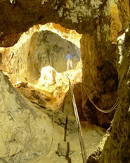 Grotta della galleria del treno di Bergeggi
