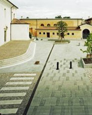 Sistemazione Della Piazza Della Chiesa Di Pradamano