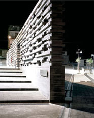 Nuova piazza e monumento ai caduti