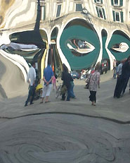 Arte sui ponteggi della Loggia