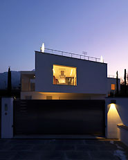 B- HOUSE