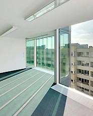 F40 Office building