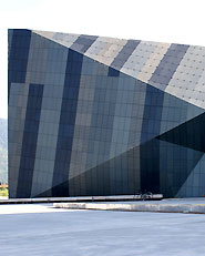Palestra di roccia, Salewa Headquarters, Bolzano