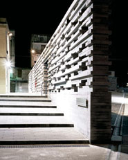 Nuova piazza e monumento ai caduti
