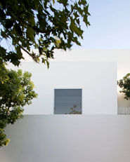 Non Visible House
