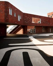 HIGH SCHOOL LEVI STRAUSS