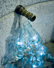 Agua potable corriendo por las calles