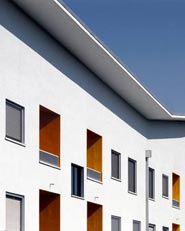 Edificio di edilizia convenzionata per 38 alloggi a Cornaredo (MI)
