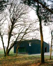 Oyster farm hangar and temporary dwelling