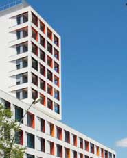 Edificio de 103 viviendas, locales comerciales i aparcamiento