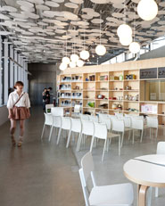 ○ in □ (a Circle in a Square)