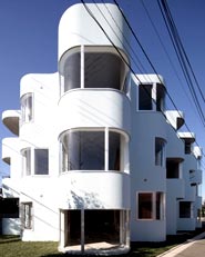Apartment complexes in Higashifuchuu