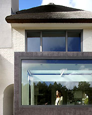 HOUSE N