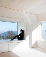 Sunlighthouse