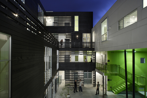 Photo2_large