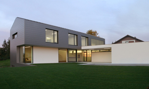 Haus-mw---west-_west-elevat_large