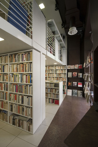 Malimpensa_libreria_1_large