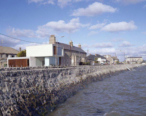 Fob_looking_north_along_cos_large