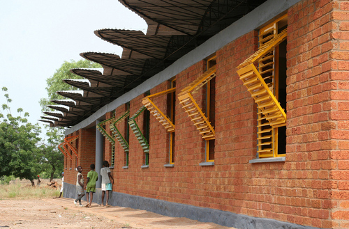 Dano_highschool_1_large