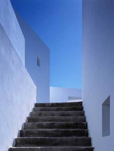 Milos-06_large
