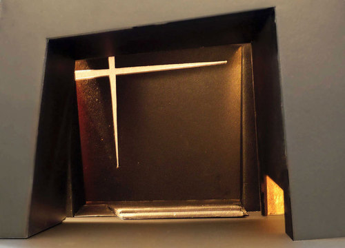 M_model-interior-cross_large