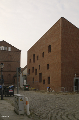 Westfassade_large
