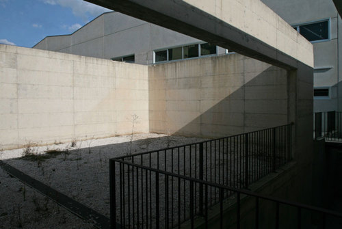 W_rm2c6886_large