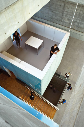 Kmu_hio-interior_3_large