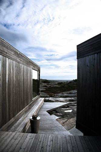 Rdt_cabin-inside-out-2_large